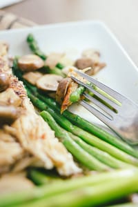 Mushroom Chicken on Red Pepper Asparagus 16