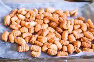 Guyuria Chamorro Jawbreaker Cookies 25