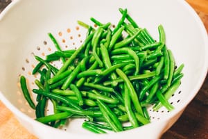 Crispy Herb Roasted Chicken and Green Beans 7