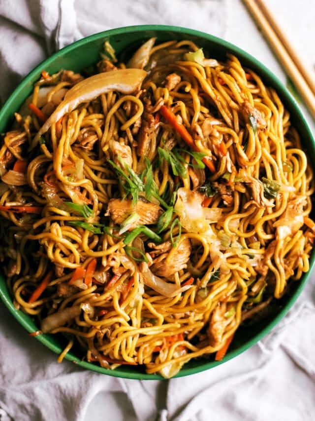 How To Cook Chicken Chow Mein - Dad With A Pan