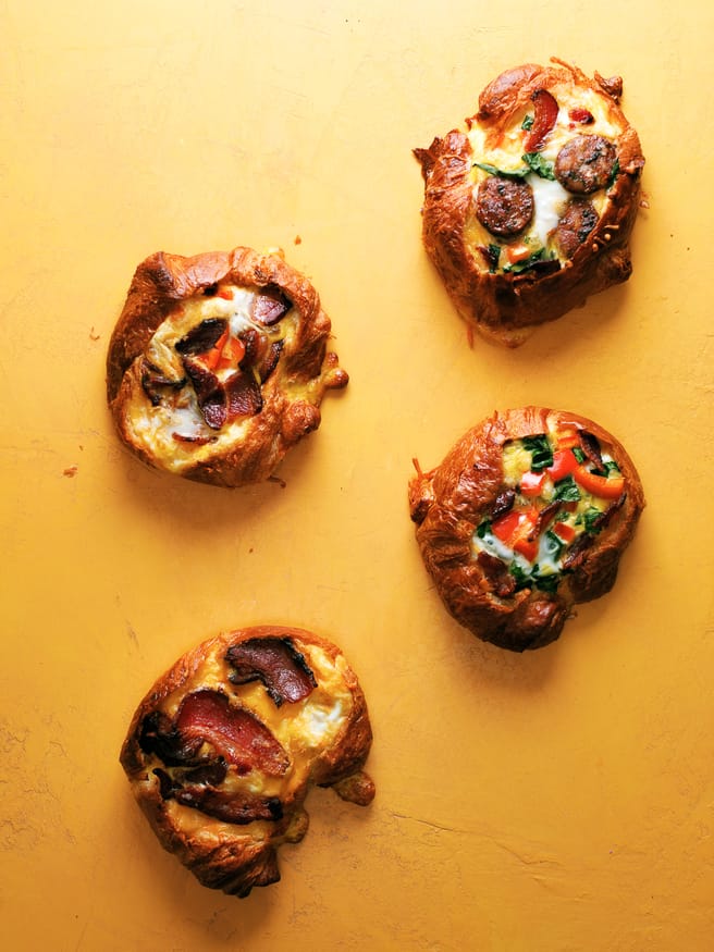 Breakfast Croissant Boats loaded with an egg bacon and bell pepper frittata is soo delicious and the perfect way to get your weekend breakfast going!