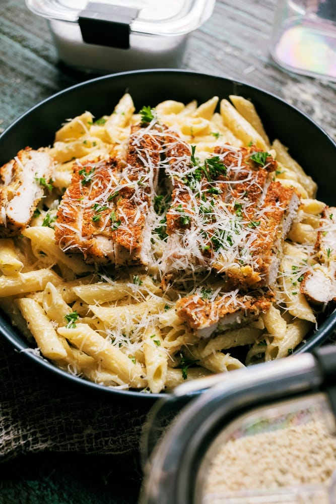The ultimate Chicken Romano recipe with a creamy Lemon Garlic Butter Sauce Pasta. Learn how fresh ingredients and Rubbermaid® Brilliance™ containers make it better!