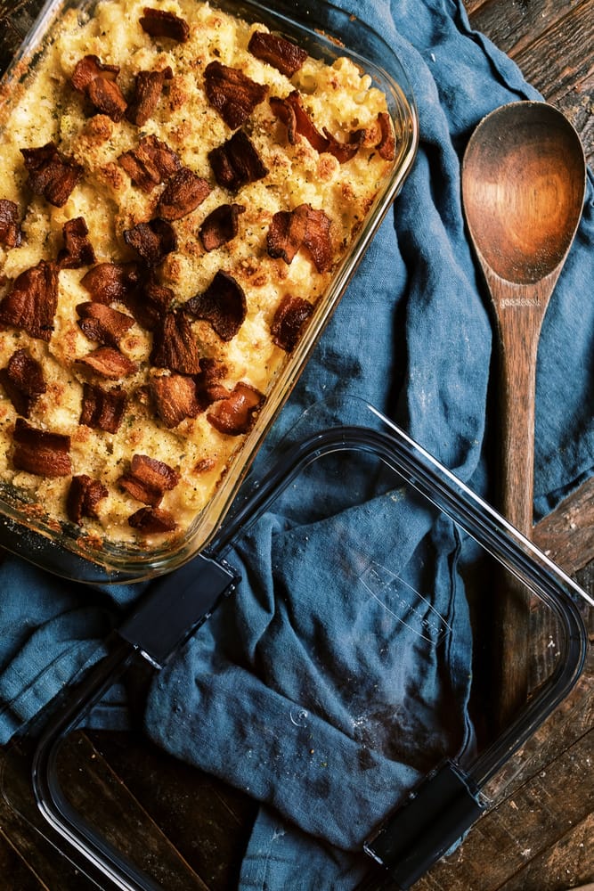 Delicious Smoked Gruyere Mac and Cheese recipe, enhanced with crispy bacon and rich, creamy sauce, perfect for holiday feasts.