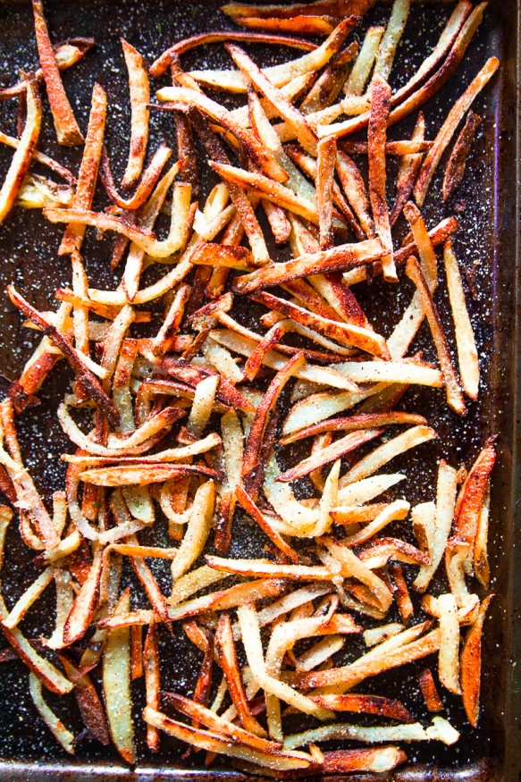 Crispy Oven-Baked Fries With Spicy Garlic Seasoning