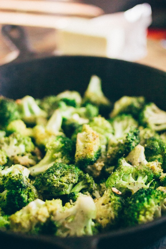 Butter and Garlic Grilled Broccoli #Vegetarian #Grilled