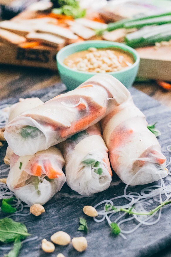 Sesame Ginger Tofu Spring Rolls With Spicy Peanut Sauce