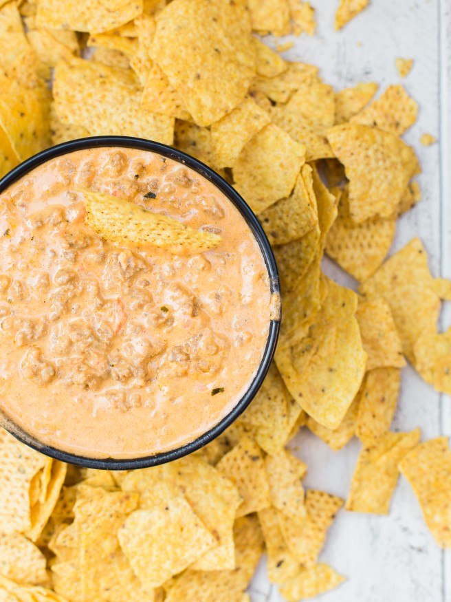 Cheesy Taco Beer Dip with a Taco Seasoning Recipe from scratch!