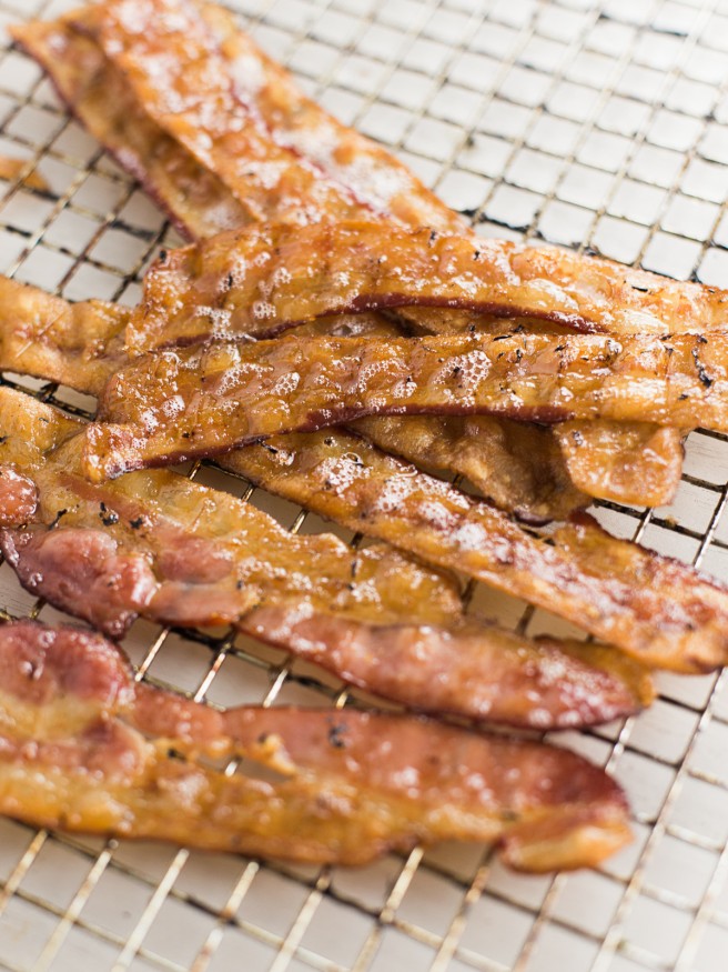 Cooking bacon in the Oven is the best way to get perfectly crispy bacon every time! dadwithapan.com