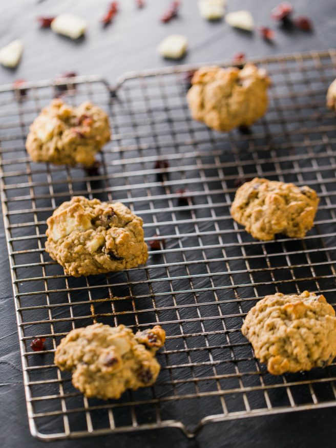 White Chocolate Macadamia Cranberry Oatmeal Cookies that are perfectly chunky, and soft to bite into all at the same time!