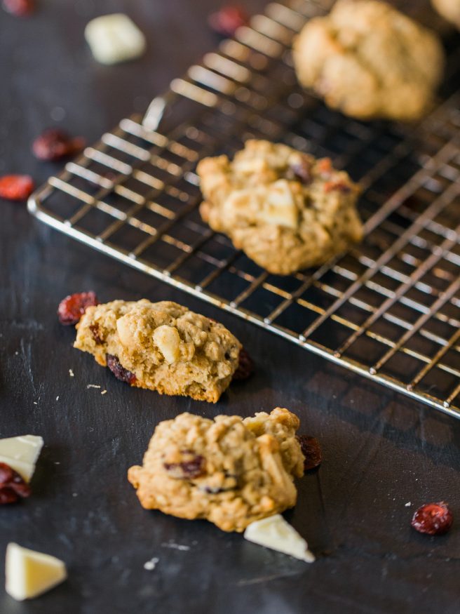 White Chocolate Macadamia Cranberry Oatmeal Cookies that are perfectly chunky, and soft to bite into all at the same time!