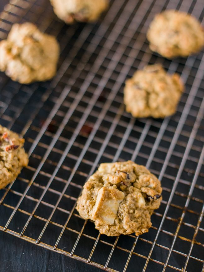 White Chocolate Macadamia Cranberry Oatmeal Cookies that are perfectly chunky, and soft to bite into all at the same time!