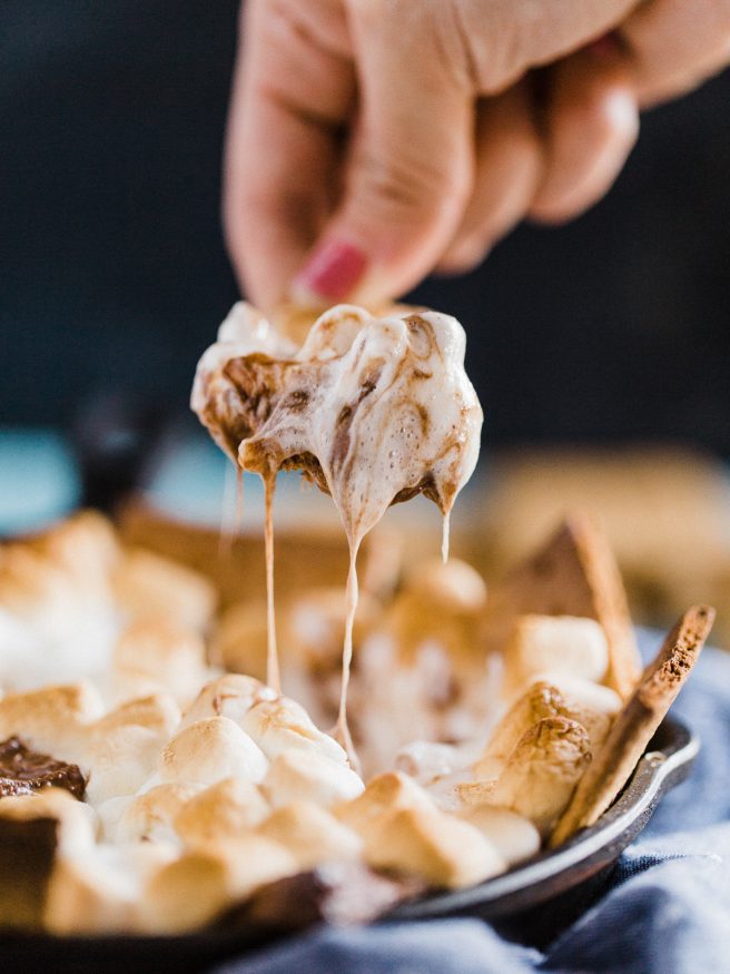 A Grilled S'more Dip is an easy treat for movie night, or outdoor party is definitely a great way to let get in on the S'more action!
