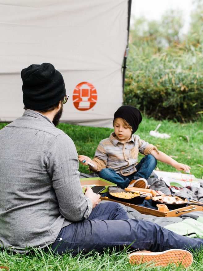 It’s so important to spend some quality "Daddy and Me" time with your firstborn before they become a sibling. This calls for a backyard movie night!