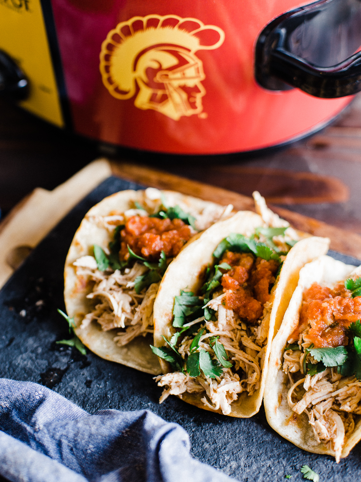 Spicy Crock-Pot® Slow Cooker Shredded Chicken Street Tacos (PERFECT For ...