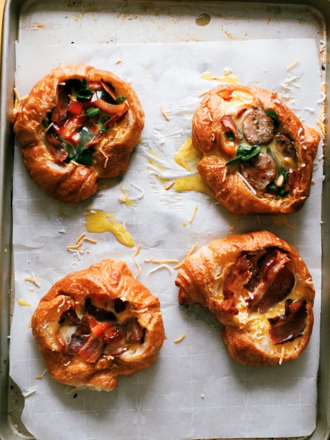 Breakfast Croissant Boats loaded with an egg bacon and bell pepper frittata is soo delicious and the perfect way to get your weekend breakfast going!