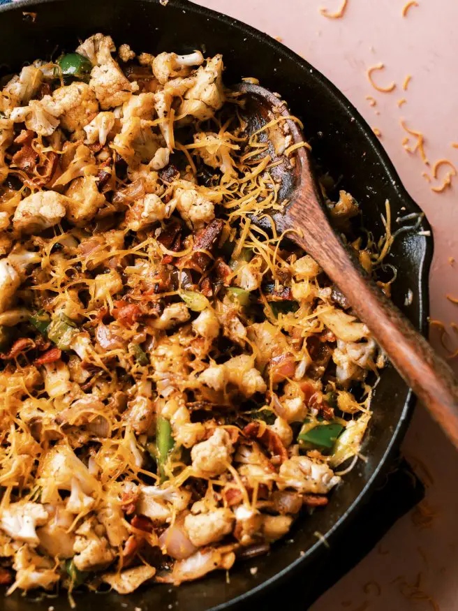 When you're craving skillet potatoes but can't, this cauliflower bacon hash recipe is just what you need to do the trick!