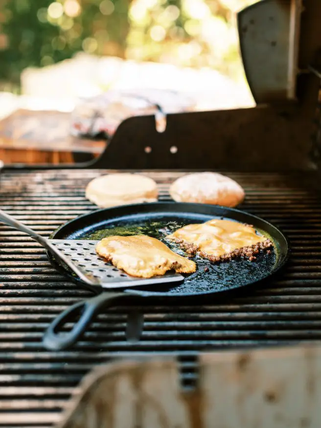 Smash burgers lightly seasoned, and smashed into a hot griddle, until they're perfectly browned. There's no other way to make a cheeseburger