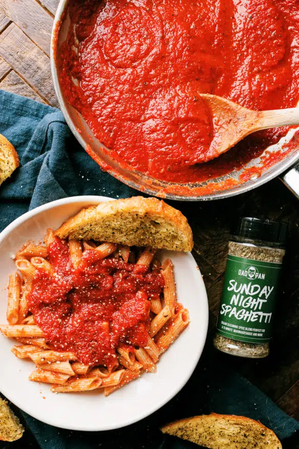 This easy 15 minute marinara sauce, is loaded with so much flavor it will taste like your grandma was in the kitchen all day making it. 