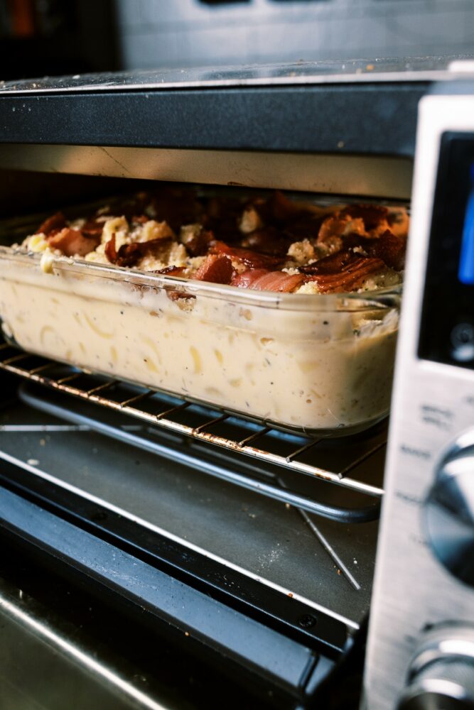 Delicious Smoked Gruyere Mac and Cheese recipe, enhanced with crispy bacon and rich, creamy sauce, perfect for holiday feasts.